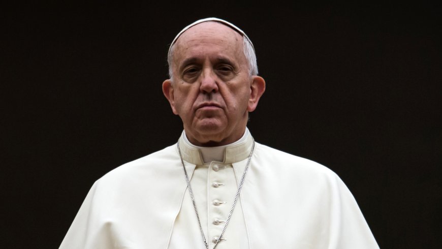 Πάπας Φραγκίσκος για πόλεμο: «Κινδυνεύουμε με νέα παγκόσμια σύρραξη»