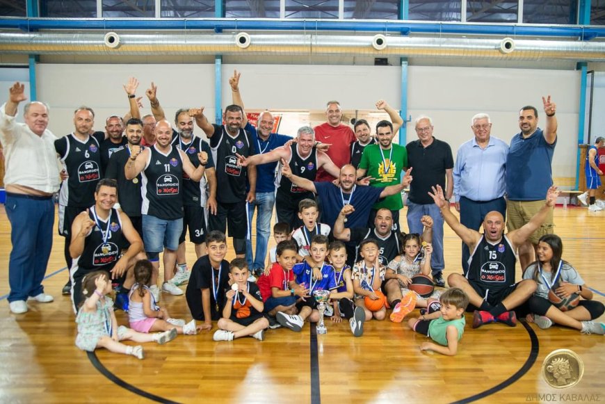 7ο Εργασιακό Πρωτάθλημα Μπάσκετ “Λευτέρης Γεωργακόπουλος”: Οι Ελεύθεροι Επαγγελματίες σήκωσαν την κούπα του πρωταθλητή