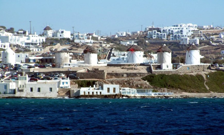 Ροζ κύκλωμα στη Μύκονο έκλεινε ραντεβού σε ξενοδοχεία έναντι 350€ την ώρα