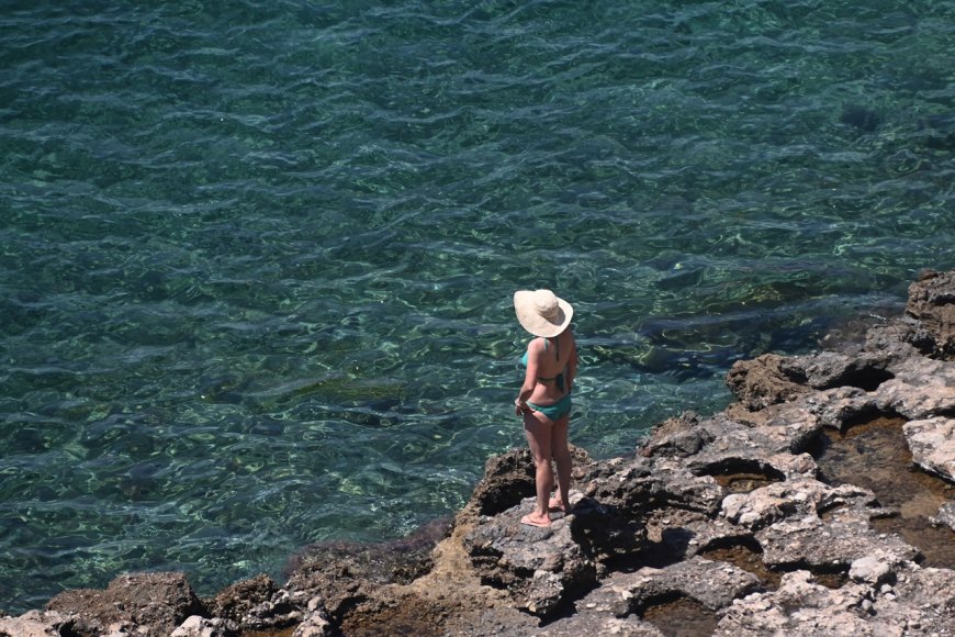 Βόλος κολύμπι: Πεντακάθαρα τα νερά έδειξαν οι αναλύσεις