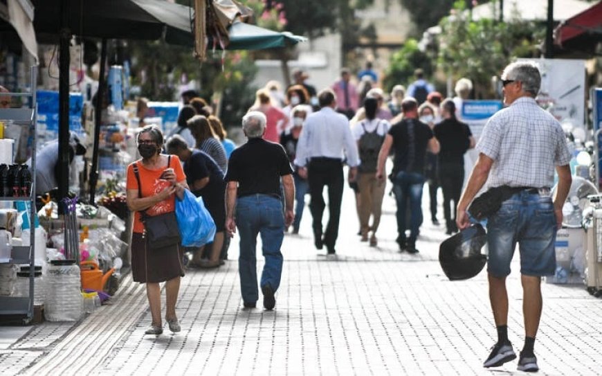 «Μικραίνει» διαρκώς η Ελλάδα – Περισσότεροι κατά 64.706 οι θάνατοι έναντι των γεννήσεων το 2022