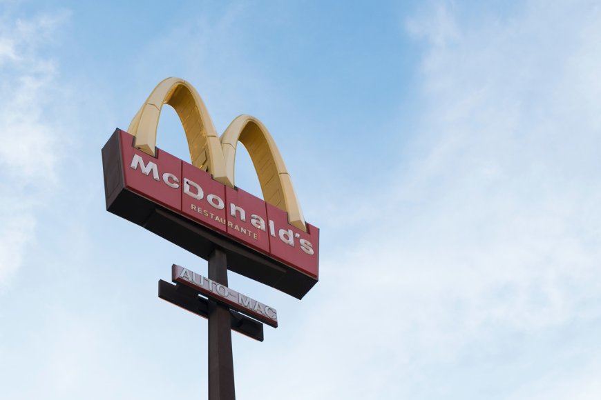 E coli McDonald’s: Αυξάνονται τα κρούσματα μόλυνσης μετά την κατανάλωση φαγητού