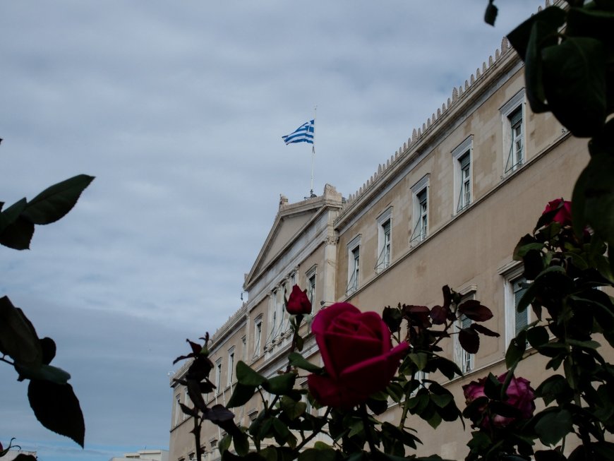 ΣΥΡΙΖΑ εξελίξεις: Θεοδώρα Τζάκρη και Γιώτα Πούλου ανεξαρτητοποιήθηκαν