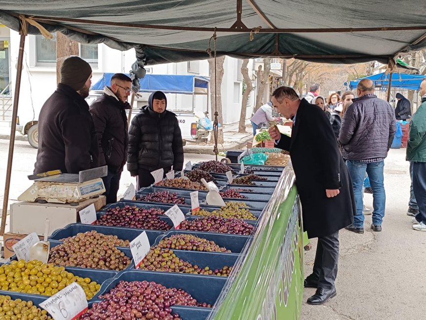 Ο Δήμαρχος Μαρωνείας Σαππών Απόστολος Ιωάννου πήγε στη Λαική για ευχές