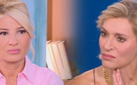 Ζέτα Δούκα σε Φαίη Σκορδά: «Είναι συγκινητική η στάση σου και δεν είναι καθόλου αυτονόητη για το βεληνεκές σου»