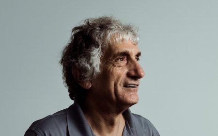 Ο νομπελίστας John Martinis ξεκαθαρίζει: Όχι, δεν είμαι Έλληνας