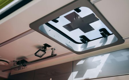 Άνοιξε η πόρτα ασθενοφόρου – Στον δρόμο η 92χρονη ασθενής