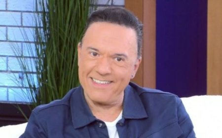 Ποσειδώνας Γιαννόπουλος: «Είμαι η παλιά γενιά των γκέι που σήμαινε μποέμ και ελευθερία, η μεγαλύτερη μου σχέση είναι 10 μήνες»