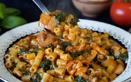 Κοφτό μακαρονάκι με σπανάκι και κοτόπουλο😋 Ένα φαγητό που δεν θέλει πολλά-πολλά!!!