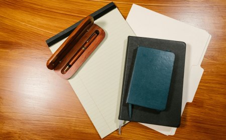 Laurence Watkins: Ο άνθρωπος που θέλει… είκοσι λεπτά για να συστηθεί