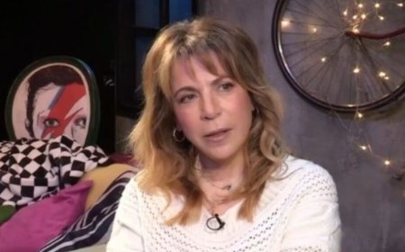 Δήμητρα Παπαδοπούλου: «Όποτε βλέπω τους Απαράδεκτους, κοιτάζω άναυδη το θάρρος και το θράσος μας»