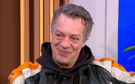 Γιάννης Τσορτέκης: «Ήθελα να εμπλέκομαι με το θέατρο με την άνεση του ανθρώπου που τα έχει όλα λυμένα”