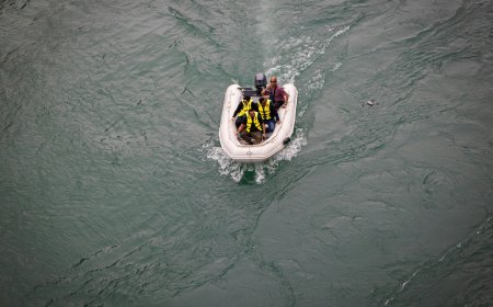 Ναυάγιο με μετανάστες στη Χίο: Η βάρκα χτύπησε στα βράχια, νεκρές δύο γυναίκες