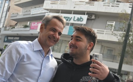 Μητσοτάκης από τα Μελίσσια: Προσπαθούμε κάθε μέρα για μέτρα στήριξης των νοικοκυριών στο μεγάλο πρόβλημα της ακρίβειας