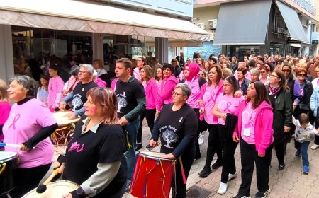 “Ροζ ποτάμι” πλημμύρισε την Κομοτηνή