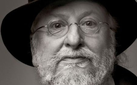 Δ. Σαββόπουλος σε… άλλους γαλαξίες: Πώς αποχαιρέτησαν τον καλλιτέχνη – Δημοσία δαπάνη η κηδεία του