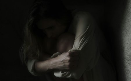 Κορωπί ξυλοδαρμός: Σοκάρει η περιγραφή του γιου της 40χρονης
