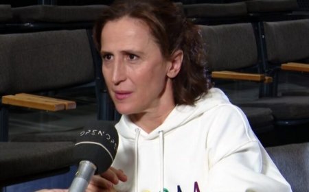 Η Γιούλη Τσαγκαράκη για την ερωτική σκηνή στις Σέρρες: «Έτσι ανοίγει όλα τα θέματα ο Γιώργος Καπουτζίδης»