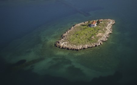 Γλυκό νερό στον πυθμένα του Κορινθιακού Kόλπου