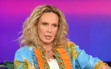 Εβελίνα Παπούλια: «Μεσολάβησαν άνθρωποι του καναλιού για να μπορέσω να φύγω από την άλλη δουλειά και να μην γίνει παρεξήγηση»