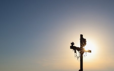 28 Οκτωβρίου Χίος: Υψώθηκε τεράστια ελληνική σημαία στο λιμάνι