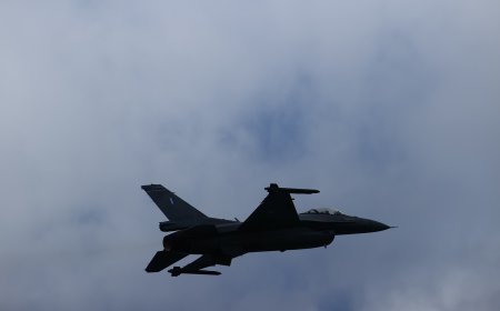 Πιλότος Ζευς Θεσσαλονίκη: “Τιμάμε αυτούς που ύψωσαν το όχι και πέταξαν πάνω από τον φόβο”