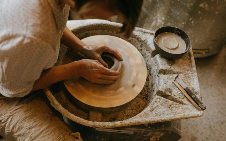 Γιώργος Καράμος: Από τις μαριονέτες στα γλυπτά της φύσης