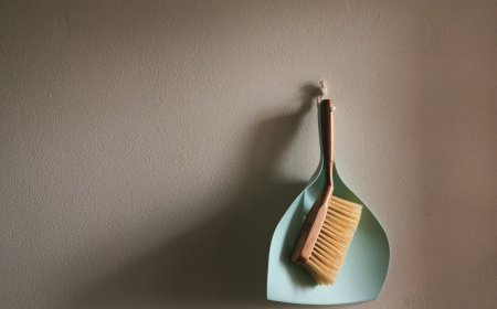 Neo: Το ανθρωποειδές ρομπότ που υπόσχεται να κάνει όλες τις δουλειές του σπιτιού