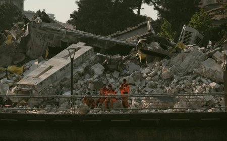 Τουρκία, κατάρρευση πολυκατοικίας: Δύο παιδιά νεκρά, 18χρονη ανασύρθηκε ζωντανή