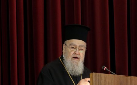 Μητροπολίτης Δωδώνης – δάσκαλος: Επίθεση στον διευθυντή του σχολείου μέσα στην εκκλησία