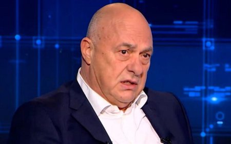 Αχιλλέας Μπέος: «Εγώ έχω πάει και με μαύρες σε μικρή ηλικία»