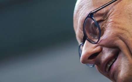 Κριτική στον Μερτς για τη συνάντηση με Ερντογάν