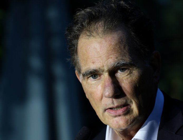 Ακροδεξιά Οργάνωση στη στρατιωτική παρέλαση της Θεσσαλονίκης; Η καταγγελία Παπανδρέου