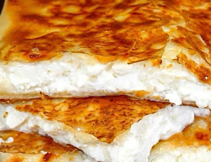 Τυρόπιτα εύκολη Σαν Μπουγάτσα έτοιμη σε 2' !!!