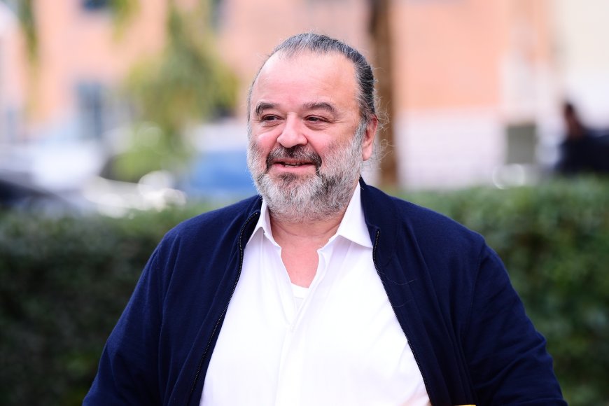 Η ΑΕΚ «δένει» τον Αρόλντ Μουκουντί έως το 2029