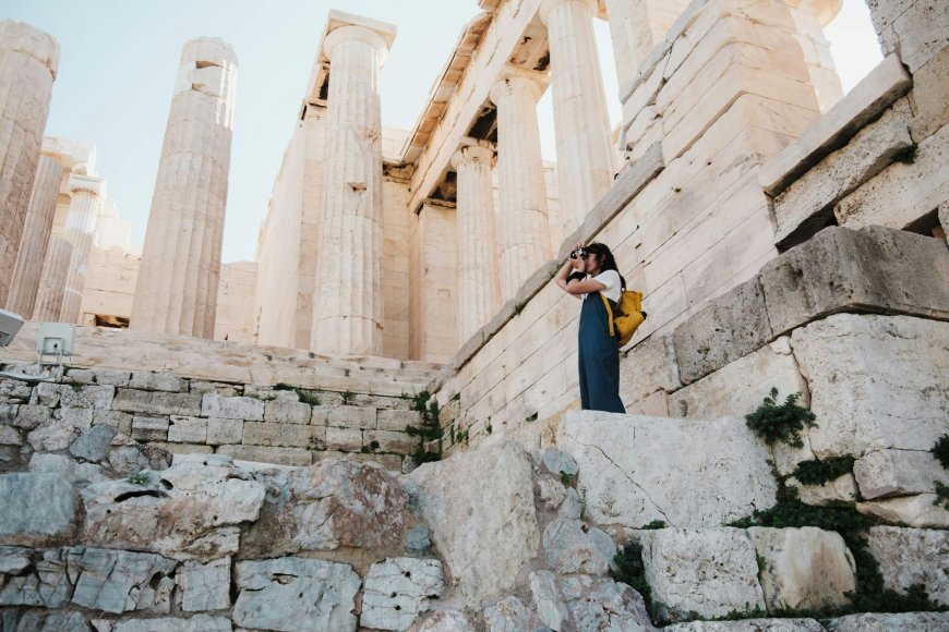 H Ακρόπολη χωρίς σκαλωσιές: Ο Παρθενώνας αποκαλύπτει τη μεγαλοπρέπειά του μετά από 15 χρόνια