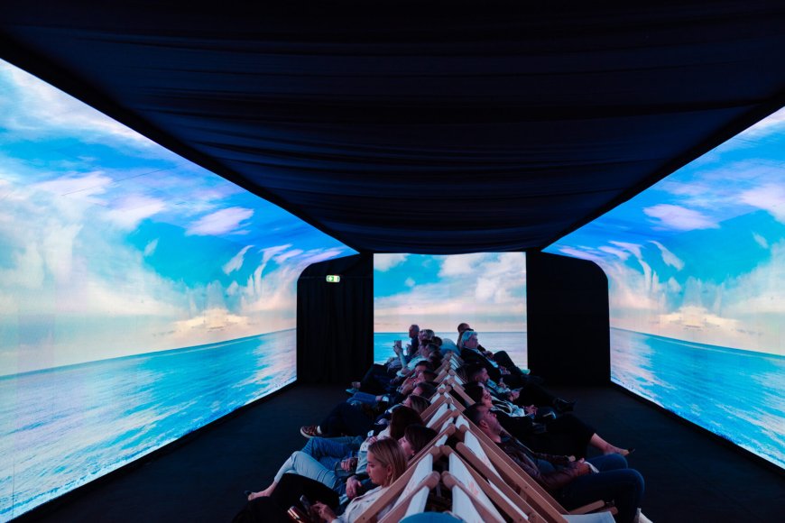 Art Explora Festival: Το πρώτο πλωτό μουσείο μεταμόρφωσε το λιμάνι του Πειραιά