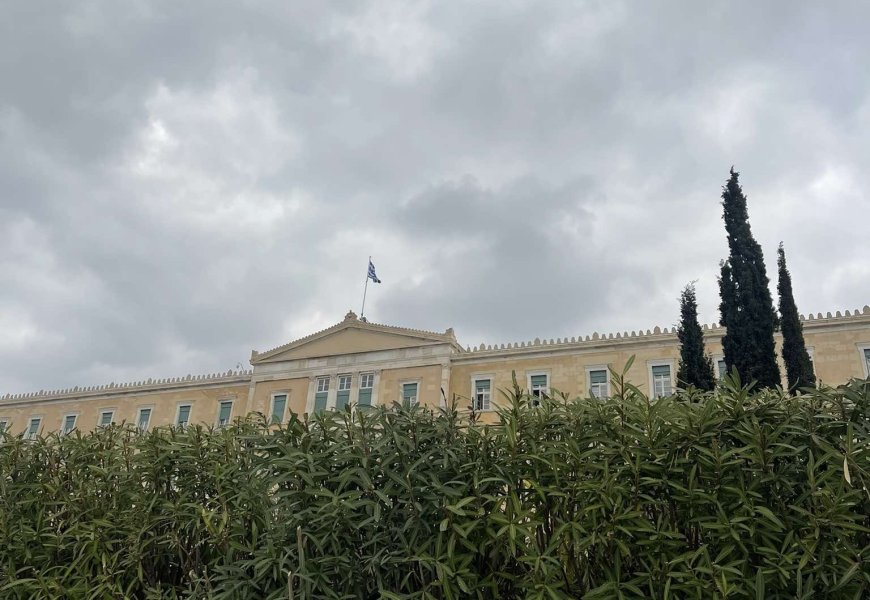 Μνημείο Αγνώστου Στρατιώτη: Ο Θοδωρής Κολυδάς υπέρ της «εκκαθάρισης»