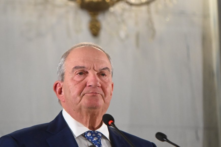 Καραμανλής Παλιά Βουλή: Ο πρώην πρωθυπουργός προειδοποιεί για κίνδυνο θεσμικής, πολιτικής και εθνικής κρίσης
