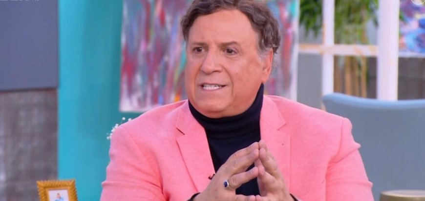 Χάρης Ρώμας: «Με εκτίναξε το «Καφέ της Χαράς» σαν καλλιτέχνη πρώτης γραμμής, τετραπλασιάστηκε το κασέ μου»
