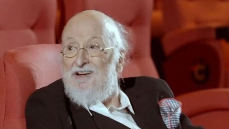 Διονύσης Σαββόπουλος – Η δημόσια παραδοχή που προκάλεσε συζητήσεις: «Χαστούκιζα τα παιδιά μου όταν ήταν μικρά, με κοίταζαν κατατρομαγμένα τα πουλάκια μου»