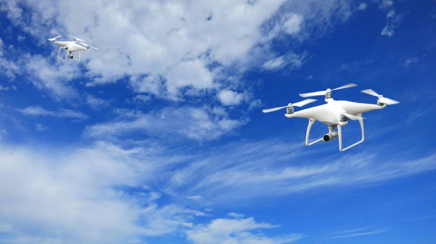 Η Χίος αποκτά «έξυπνο μάτι»: Drones και κάμερες βλέπουν τη φωτιά από ψηλά, με τη στήριξη της ΚΕΔΕ