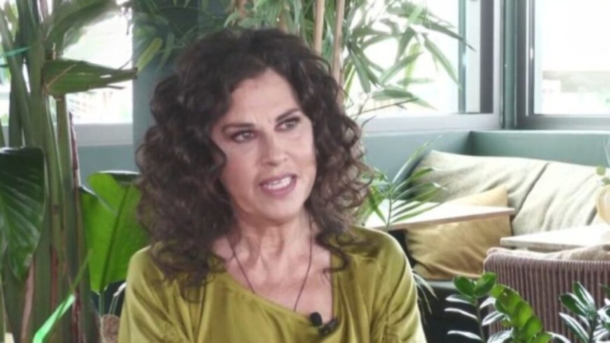 Διονύσης Σαββόπουλος – Η Ελευθερία Αρβανιτάκη αποχαιρετά τον μεγάλο της δάσκαλο: «Αντίο ήρωά μου, αντίο μάγε της σκηνής»