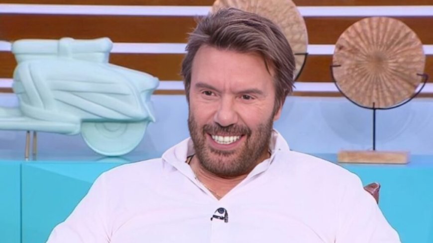 Συγκλονίζει ο Στράτος Τζώρτζογλου: «Η μητέρα μου όταν ήμουν 4 χρονών ήπιε ένα ποτήρι χλωρίνη»