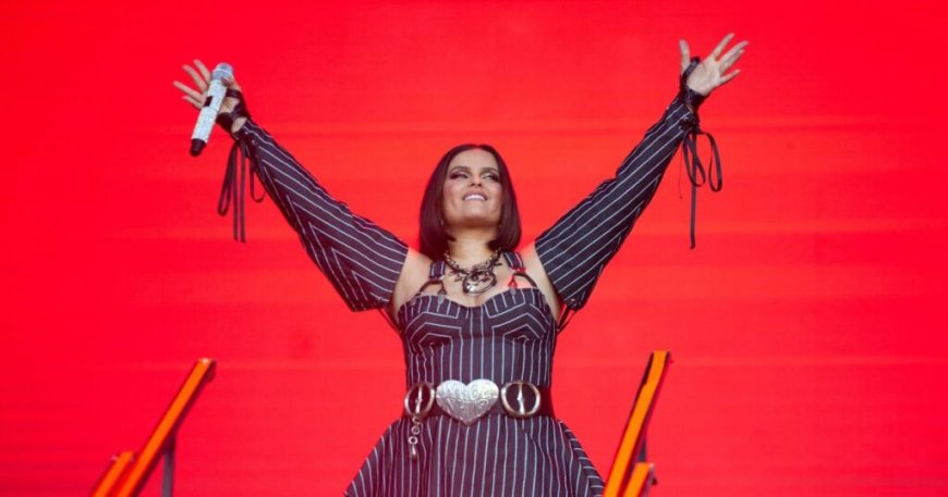 Η Nelly Furtado ανακοίνωσε ότι σταματά τη μουσική εν μέσω ανελέητου body shaming