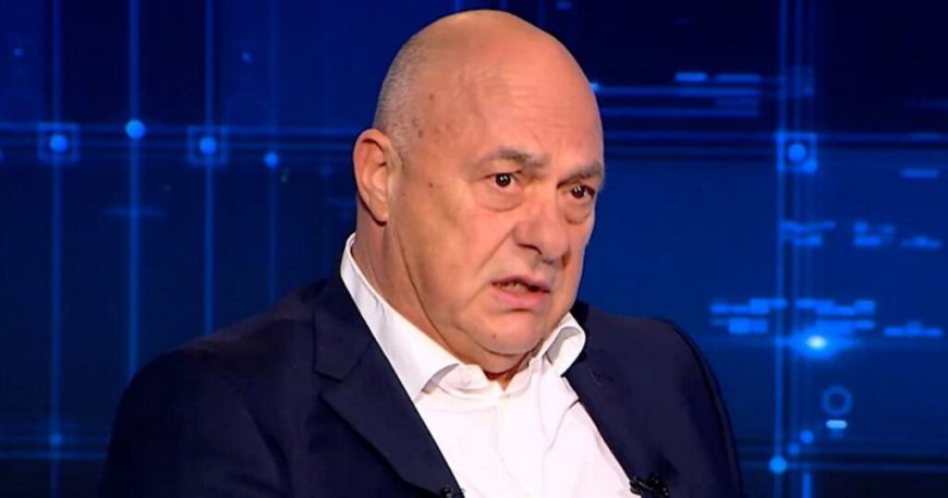 Αχιλλέας Μπέος: «Εγώ έχω πάει και με μαύρες σε μικρή ηλικία»