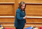 “Φραπές” ΟΠΕΚΕΠΕ: Η Μπακογιάννη για τις αιχμές του Ανδρουλάκη