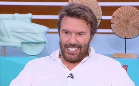 Στράτος Τζώρτζογλου: «Όλο το θέατρο είναι ένα μεγάλο κρεβάτι, παρόλο που ήμουν παντρεμένος είχα συνεχώς προτάσεις»