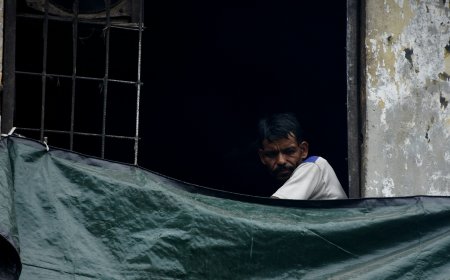 Σουδάν πόλεμος: Βίντεο με ένοπλο να σκοτώνει άοπλο και να χαμογελά στην κάμερα