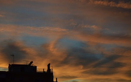 Έριξαν στο οδόστρωμα 59χρονη για να της αρπάξουν την τσάντα